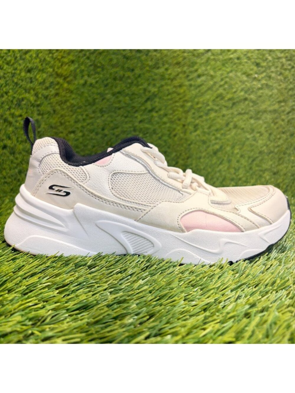 Skechers D'Lites Low Womens Size 6 Natural Pink Athletic Running Shoes Sneakers